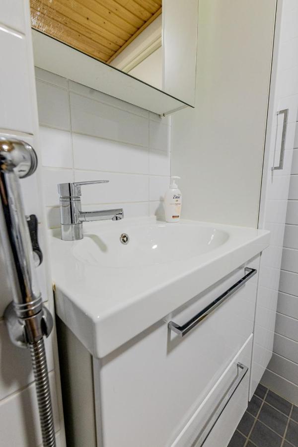 Sleepwell Apartments Niittykumpu 12 - Metro, 15 Min From Helsinki City Espoo Exterior foto