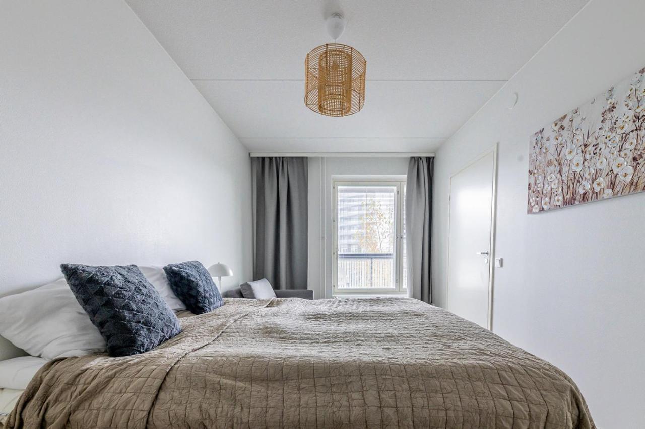 Sleepwell Apartments Niittykumpu 12 - Metro, 15 Min From Helsinki City Espoo Exterior foto